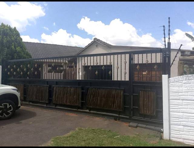 3 BEDROOM HOUSE FOR SALE IN WITPOORTJIE